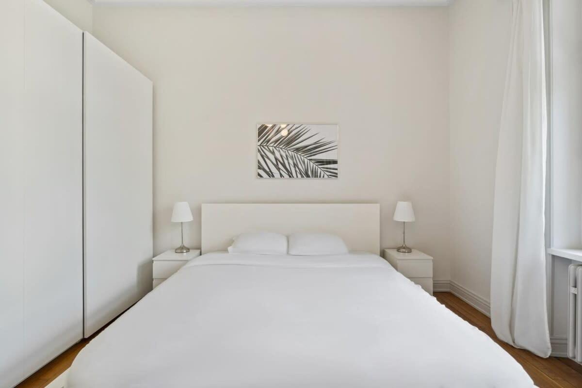 Room W Shared Bathroom&Kitchen In Luxury Villa Luxemburgo Exterior foto